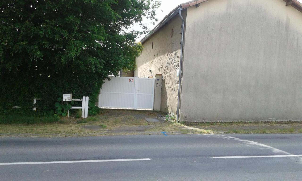 Les Croisettes Bed & Breakfast Le Pin  Bagian luar foto